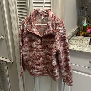 Pink Old Navy Camo pullover